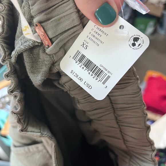 Free People Cool Harbor Wide Leg Elastic Waist  Pants Green Serpent XS NEW $128 - Picture 11 of 12